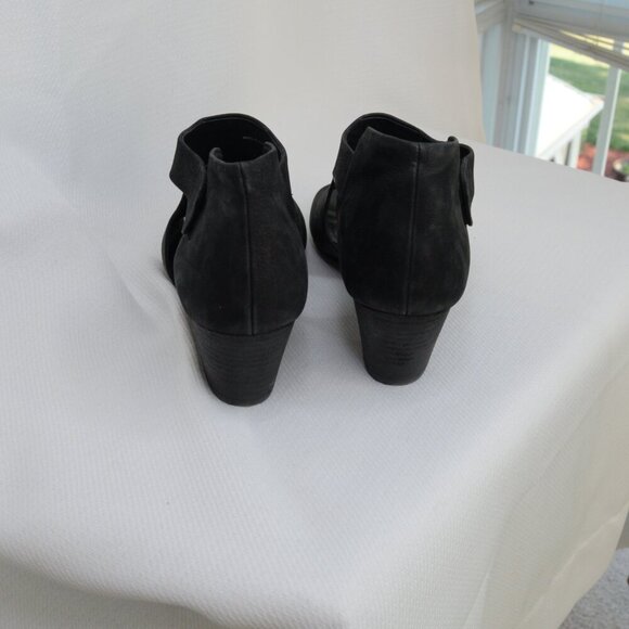 Eileen Fisher Iris Black Suede Cut Out Wedge Heels Sz 7 - Picture 7 of 10